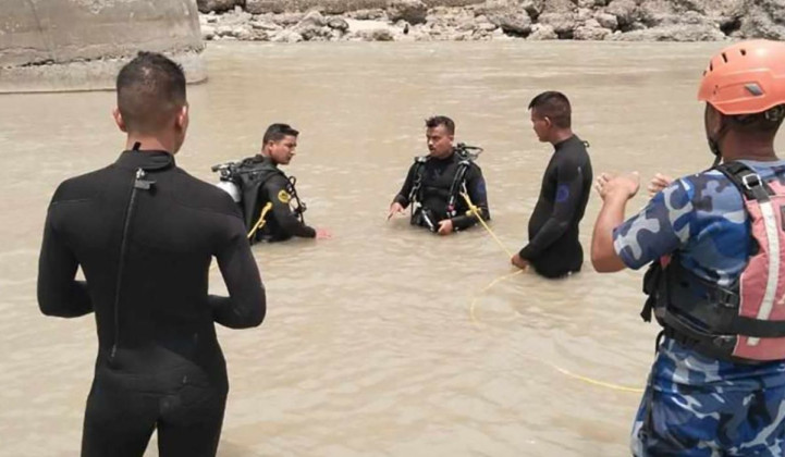 जोखिमपूर्ण काम गर्ने गोताखोरको भत्ता दैनिक २ सय रुपैयाँ मात्र