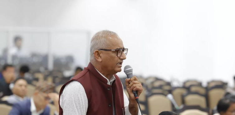अदालतलाई दबाब दिने प्रवृत्तिप्रति एमाले सांसद बरालको आपत्ति