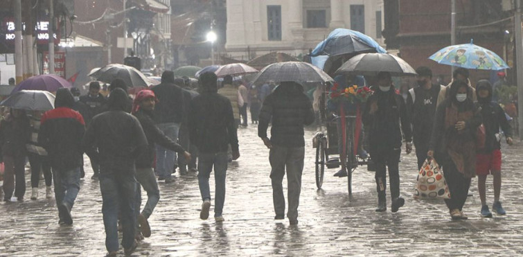 भारी वर्षाको जोखिमपछि दाङका ५ सडकखण्ड राति बन्द हुने