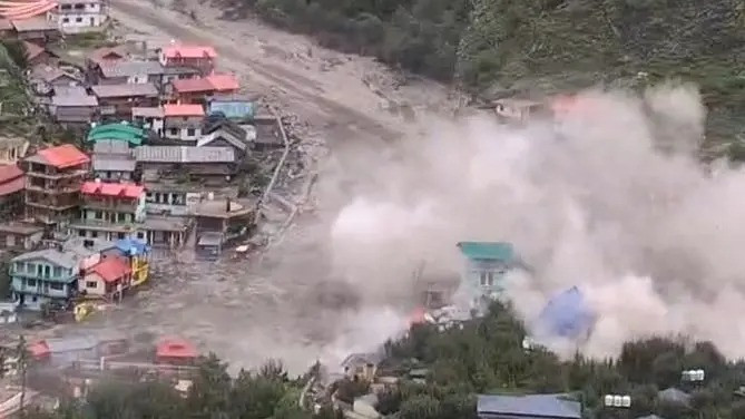 भारतको उत्तरकाशीमा बादल फुट्दा ठूलो क्षती भएको आशंका