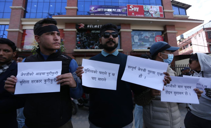 सरकारविरुद्ध सडकमा उत्रिए ‘जेनजी’ (तस्बिरहरू)