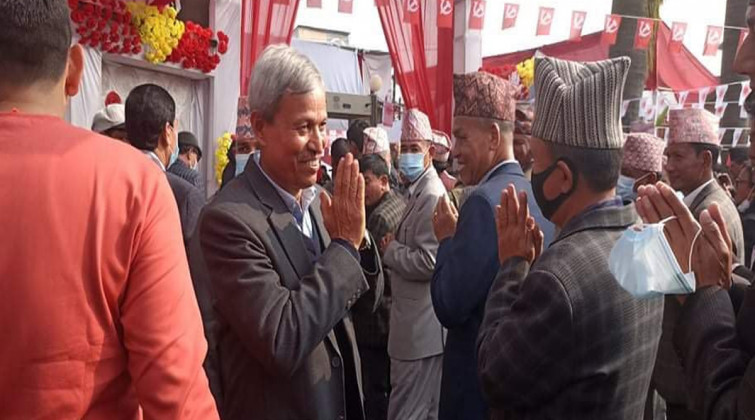 निर्वाचन रोक्न भीम रावलको माग