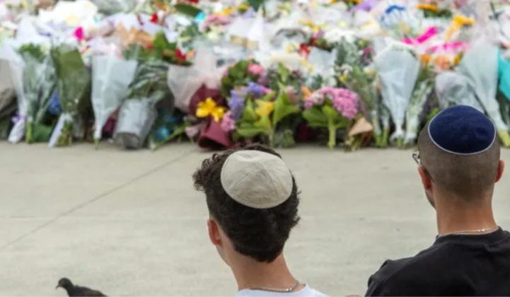 बोन्डी बीच गोलीकाण्ड : नवीद अकराममाथि १५ जनाको हत्या अभियोग