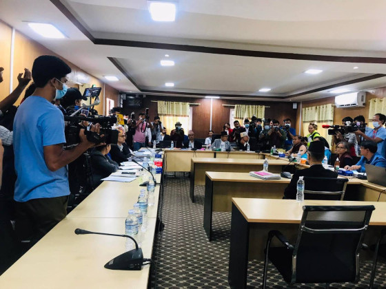 निलम्बित प्रधानन्यायाधीश जबरासँग बयान लिँदै महाअभियोग सिफारिस समिति