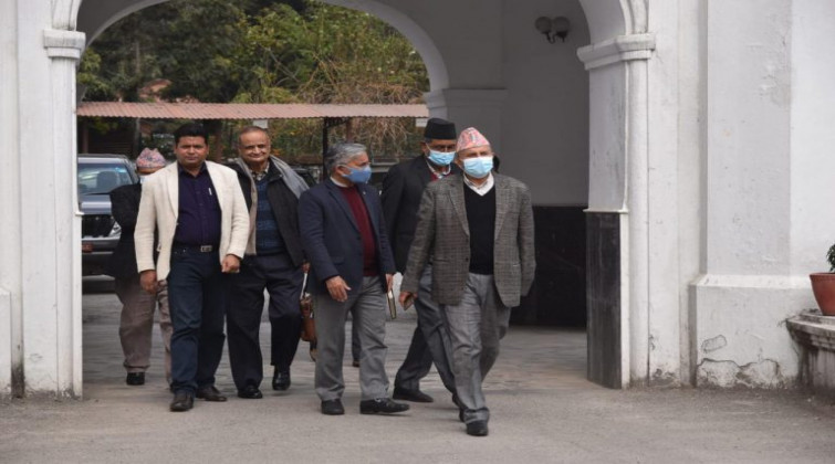 नेकपा एमालेले निर्वाचन आयोगमा दल दर्ता गरायो