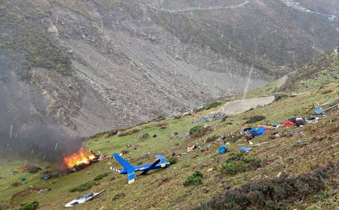 भारतको उत्तराखण्ड गौरीकुण्डमा हेलिकप्टर दुर्घटना हुँदा ७ जनाको मृत्यु