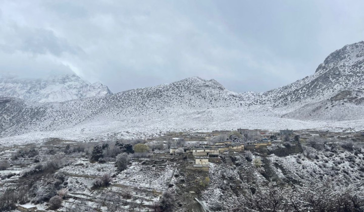 मुस्ताङमा फेरि हिमपात, कृषक र पर्यटन व्यवसायी उत्साहित