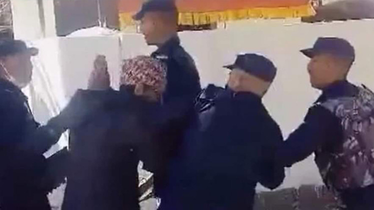 रवि लामिछानेलाई फेरि गृहमन्त्री बनाउनुपर्ने माग गर्दै आत्मदाहको प्रयास