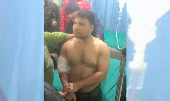 अत्तरियामा सुन व्यवसायीमाथि गोली प्रहार