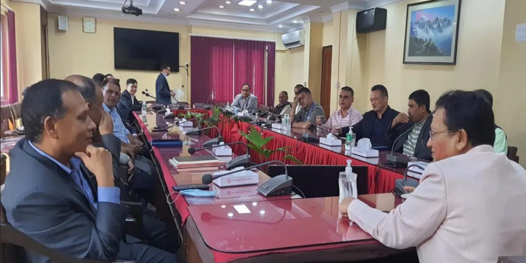 चाडपर्वमा विद्युत् सेवा प्रवाहमा कमजोरी हुन नदिन ऊर्जामन्त्रीको निर्देशन