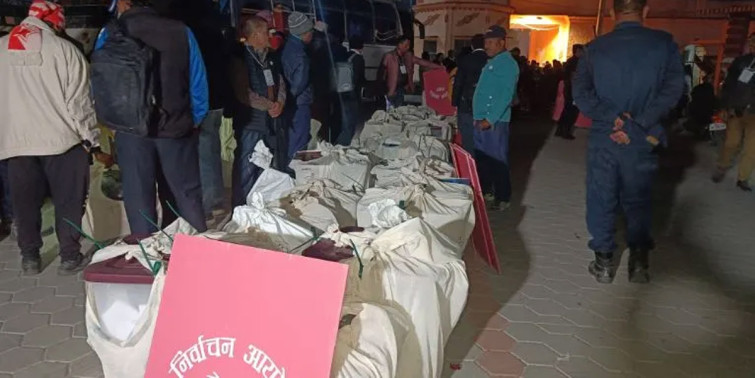 मतगणनाको प्रारम्भिक विवरण : नेकपा एमालेको पाँच स्थानमा अग्रता