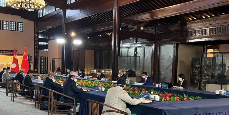 परराष्ट्रमन्त्री खड्का र चिनियाँ समकक्षी वाङ यीबीच भेटवार्ता