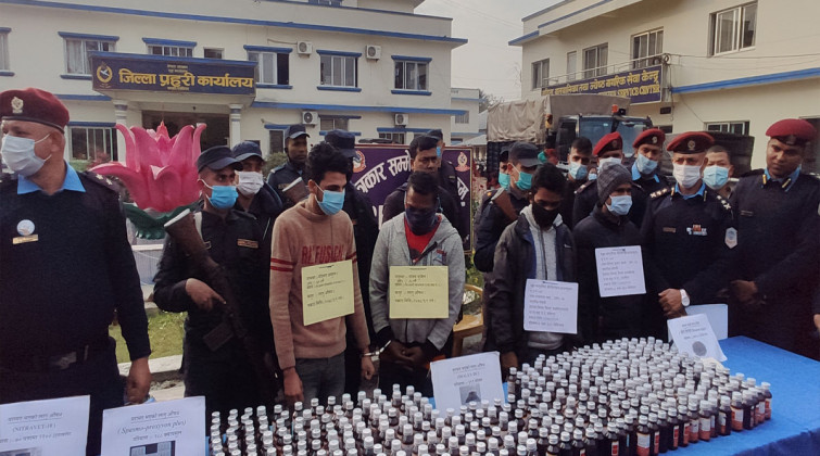 सप्तरीमा लागुऔषधसहित ४ जना पक्राउ