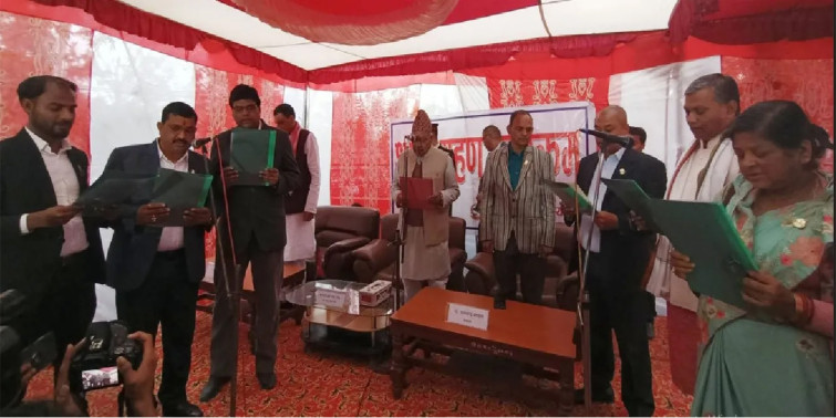 मधेस प्रदेशका  ६ मन्त्री र ३ राज्यमन्त्रीले लिए शपथ