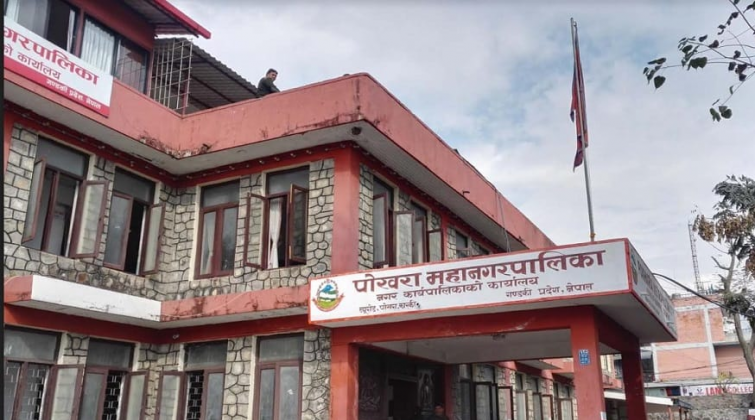 पाेखरामा गठबन्धनकाे अग्रता कायमै