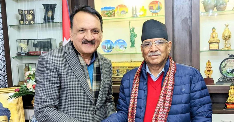 कांग्रेस प्रवक्ता र प्रचण्डबीच भेटवार्ता 