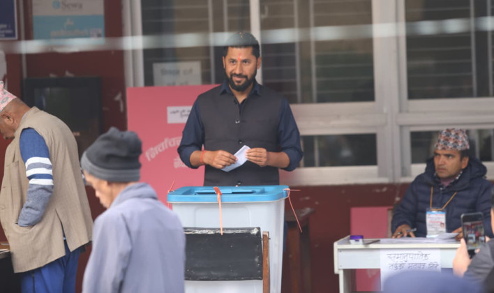 चितवन क्षेत्र २ बाट लामिछाने विजयी