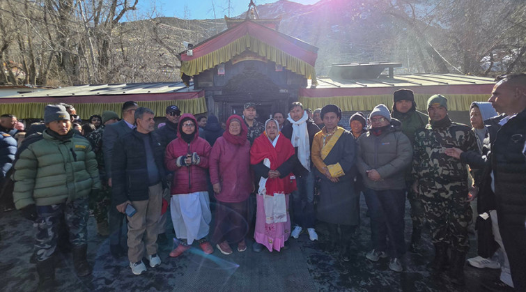 हिमाली जिल्लाकाको अवस्था बुझ्न प्रधानमन्त्री मुस्ताङ    