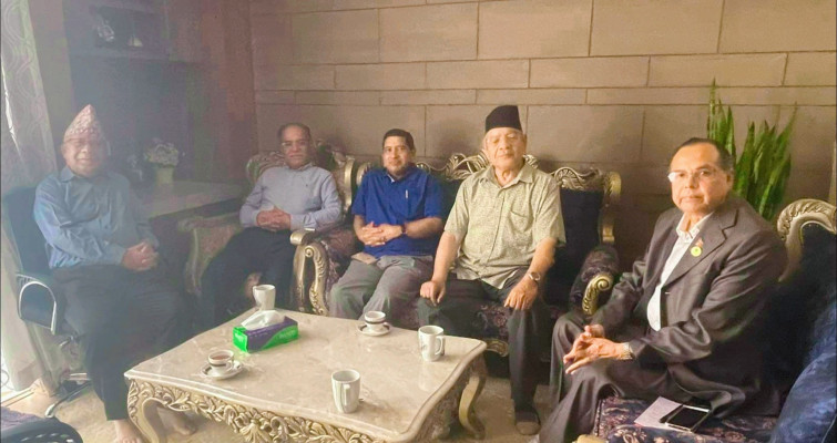 समाजवादी केन्द्र बहसः तत्कालीन नेकपाका ५ शीर्ष नेताहरू छलफलमा