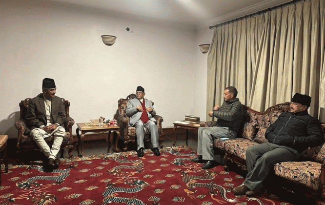 प्रचण्डलाई विश्वासको मत दिने देउवाको आश्वासन