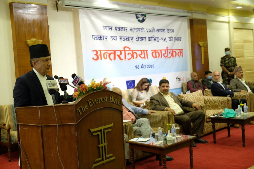 नेपालमा पत्रकार तथा सञ्चार क्षेत्रको भूमिका महत्त्वपूर्ण : मन्त्री कार्की