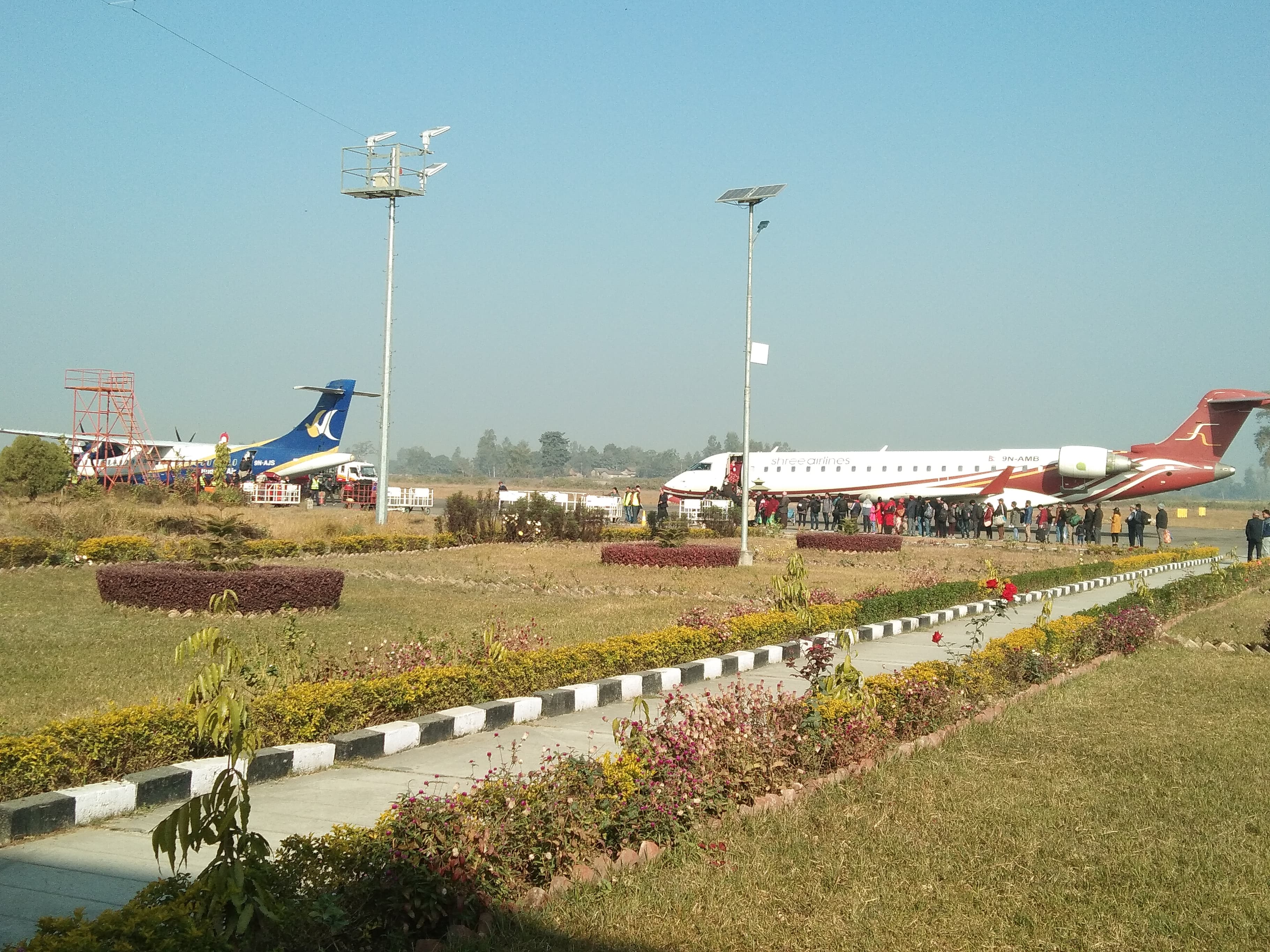 समिट एयरको जहाजमा समस्या, धनगढी विमानस्थल अवरुद्ध