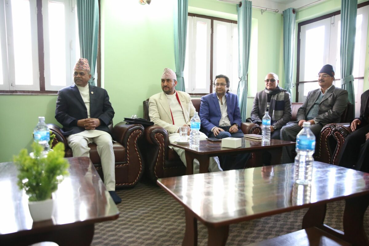 निर्धक्क भएर चुनावमा सहभागी हुन राजनीतिक दललाई सरकारको आग्रह