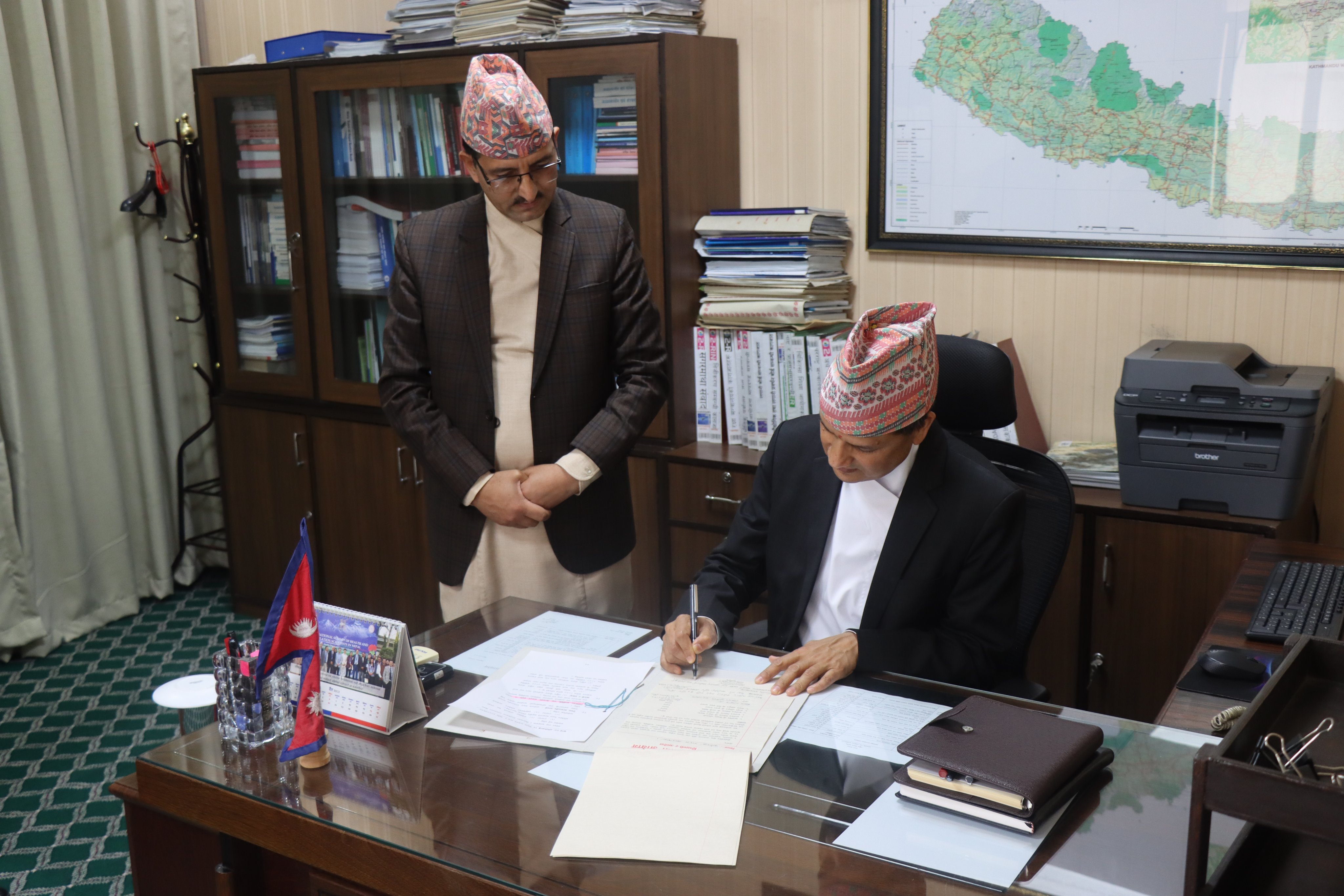 योजना आयोगका नवनियुक्त उपाध्यक्ष डा. गुणाकर भट्टद्वारा पदबहाली