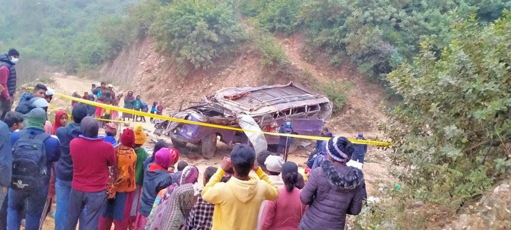जाजरकोटमा बस दुर्घटना : मृतक पाँचैको सनाखत