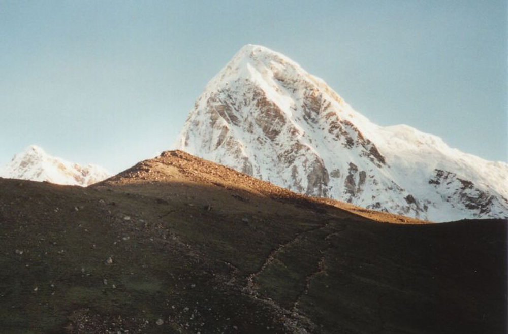 सर्वोच्च अदालतका न्यायाधीशसहितको टोली कालापत्थर पुग्दै, के छ कार्यक्रम ? 