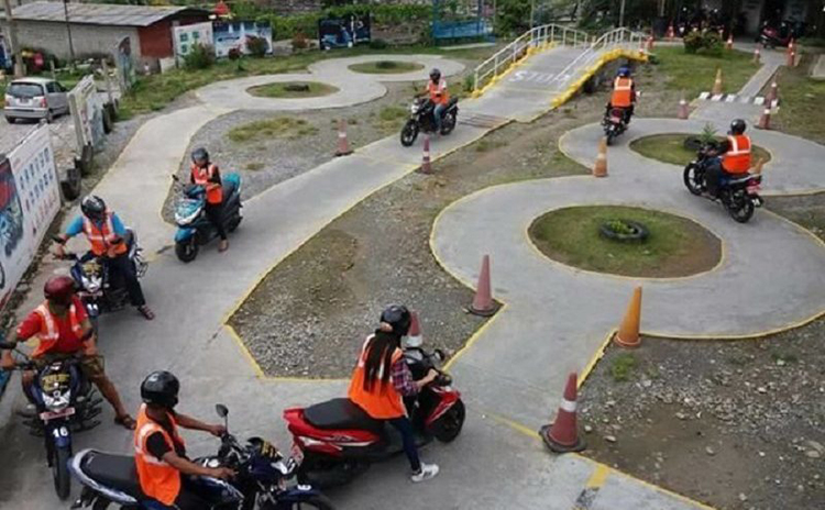 अब ट्रायल दिँदा ठोक्किए पनि हातमा लाइसेन्स