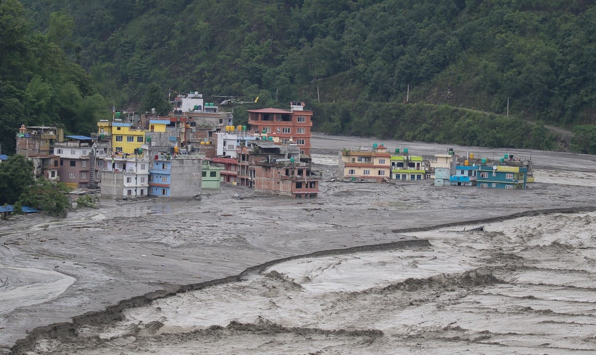 बाढी प्रभावित मेलम्ची क्षेत्रमा बिजुली पुर्‍याउन सरकारकाे पहल