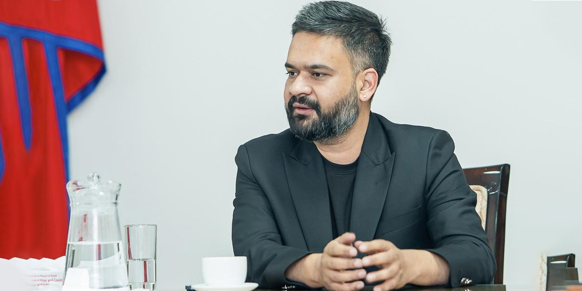 सातै प्रदेशका मुख्यमन्त्रीसँग सामूहिक छलफल गर्दै प्रधानमन्त्री 