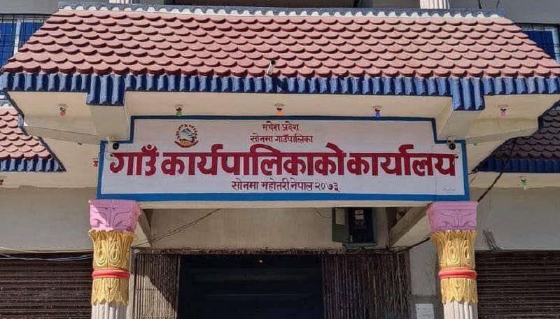 प्रमुख प्रशासकीय अधिकृत यादवविरुद्ध  भ्रष्टाचार मुद्दा दायर