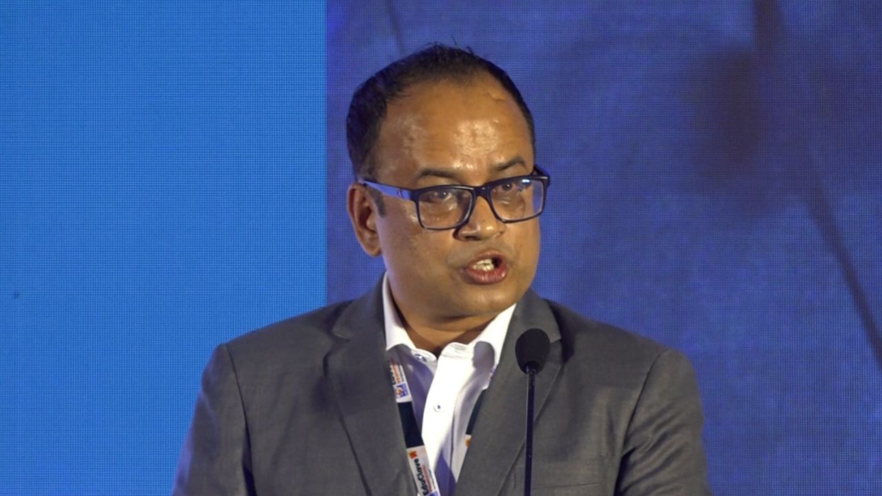 शैक्षिक परामर्शलाई विदेश पठाउने व्यवसायका रूपमा मात्रै हेर्नु गलत : शेषराज भट्टराई