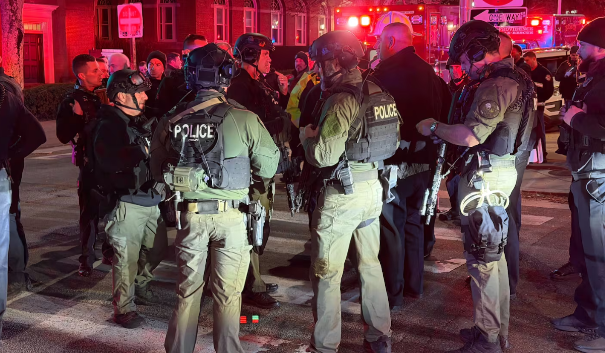 अमेरिकाको ब्राउन विश्वविद्यालयमा गोलीकाण्ड, दुई विद्यार्थीको मृत्यु, आक्रमणकारी फरार