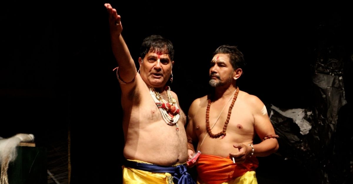रंगमञ्चमा देखिन थालेका मनोज गजुरेल भन्छन्, ‘महाभारत’ नाटकले सोच्न बाध्य बनाउँछ