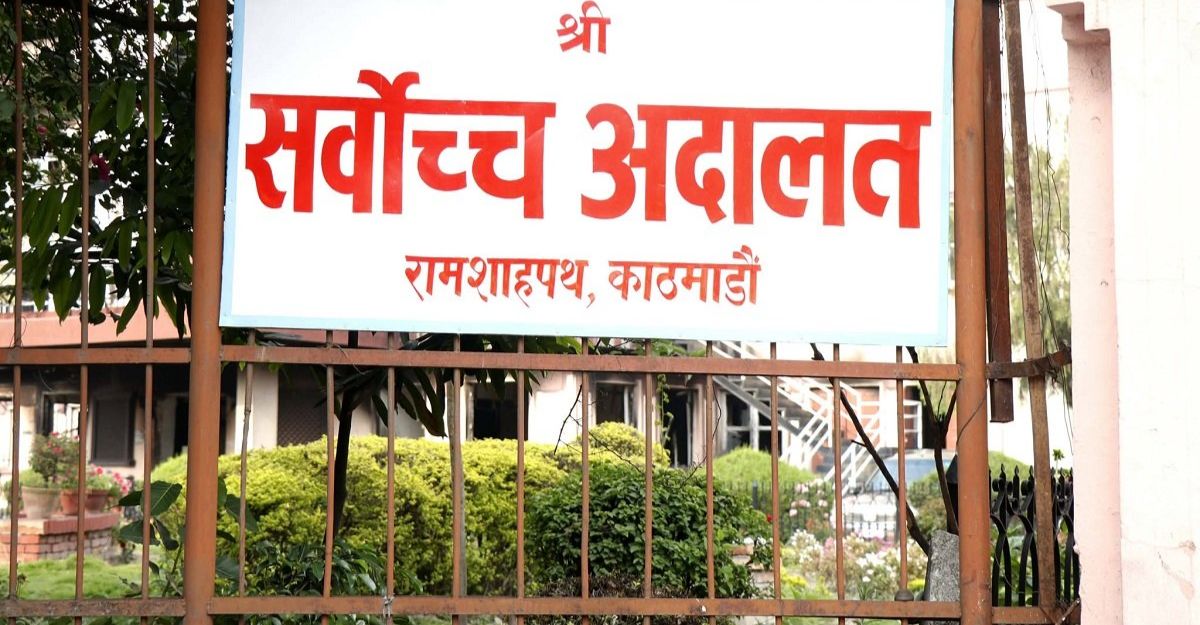 मुद्दा हारेपछि सर्वोच्चको पाँचौँ तलाबाट हामफाल्न खोजे