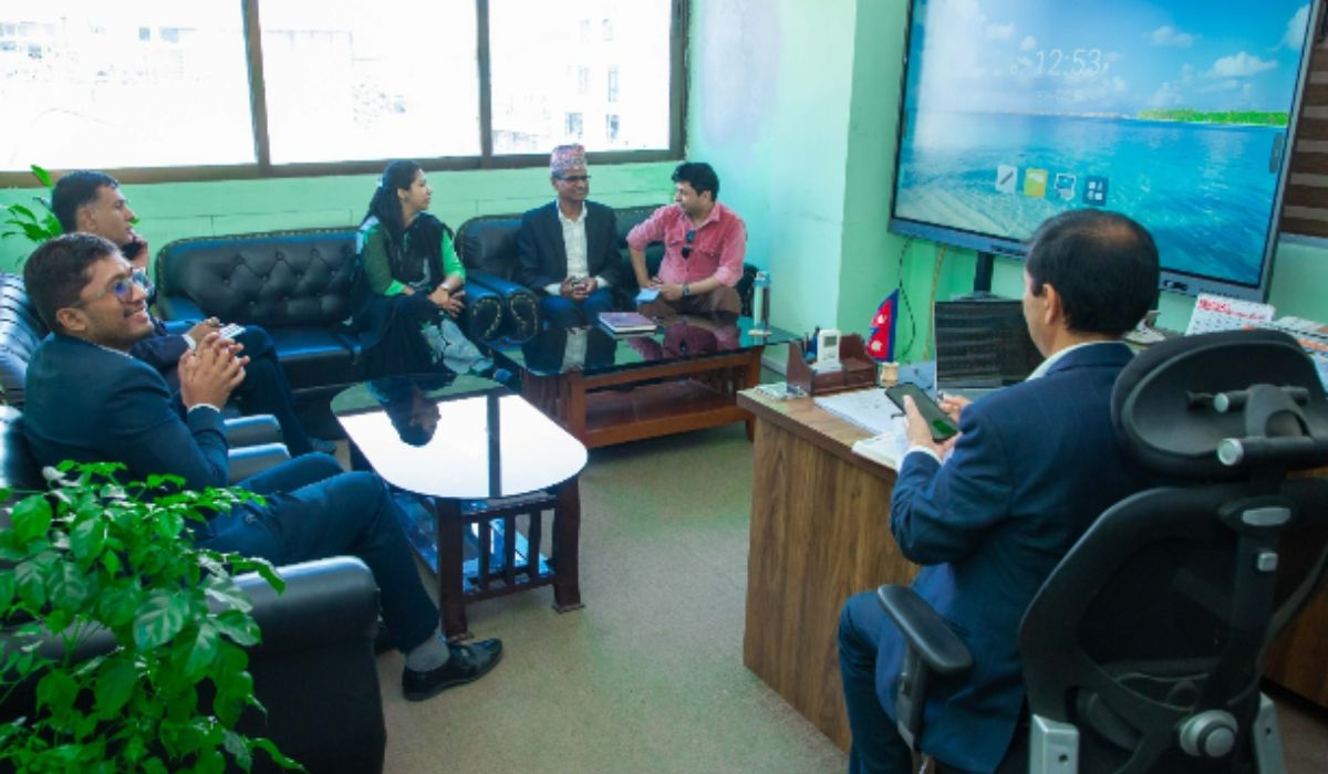 विभागीय कार्य सम्पादन प्रणालीको स्थलगत अनुगमनमा कार्यवाहक प्रमुख डंगोल