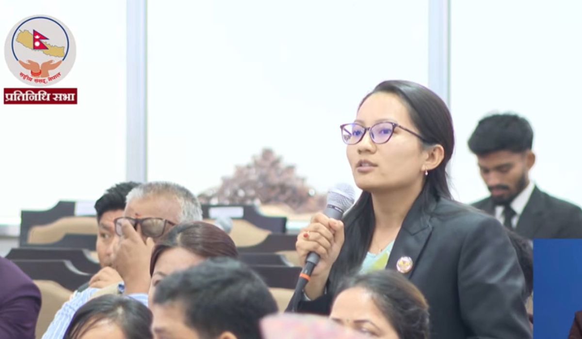 राज्यले महिलासँग माफी माग्नुपर्छः सांसद गीता गुरुङ