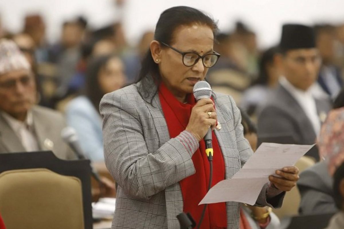 प्रधानमन्त्रीको विदेश भ्रमणमा संसद्लाई बेखबर बनाइएको भन्दै आपत्ति