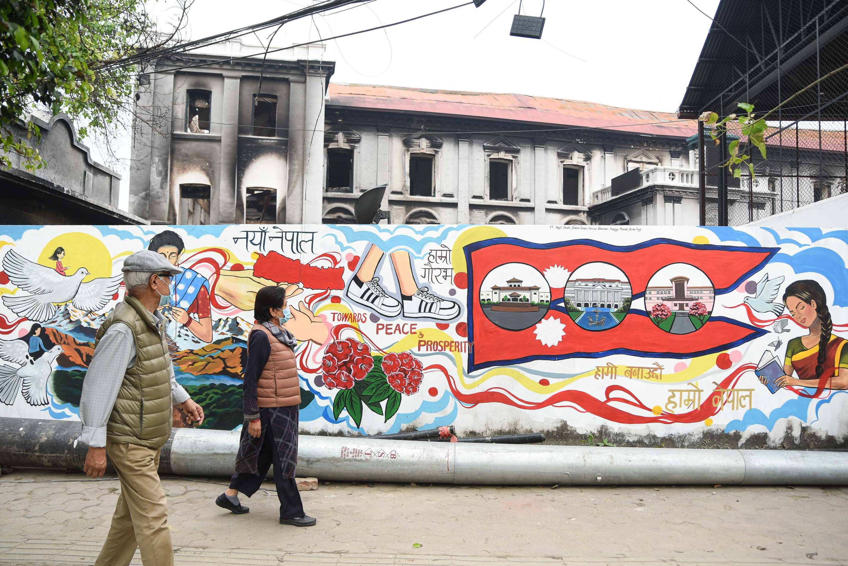 जेन–जी आन्दोलनपछि के लेखिएका छन् काठमाडौंका भित्ताहरूमा  (फोटो फिचर)
