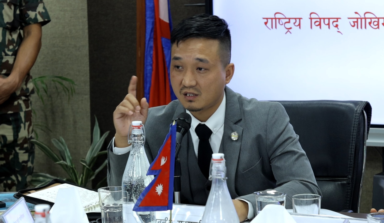 अवरुद्ध सडक तुरुन्तै खुलाउने व्यवस्था गरेका छाैँ : गृहमन्त्री