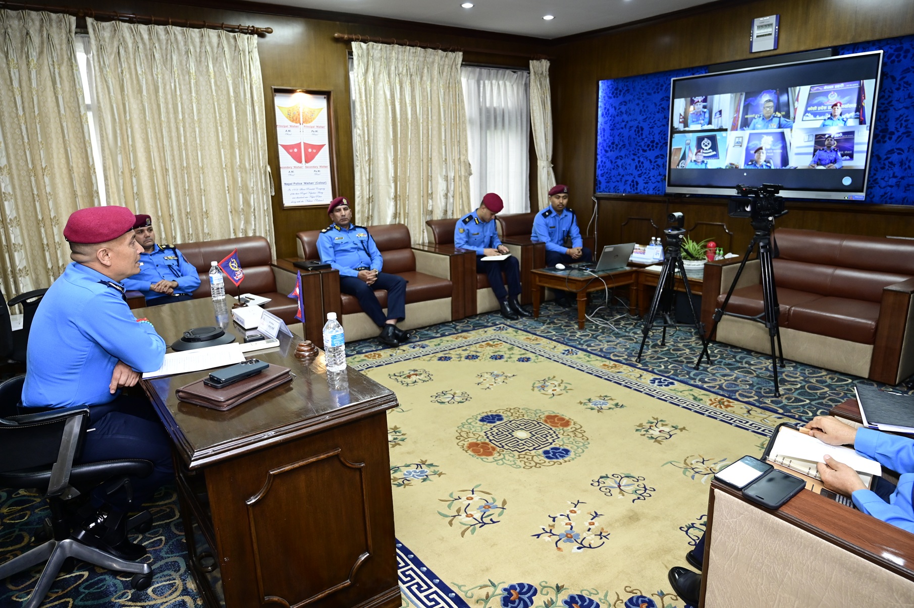 नागरिकको अपेक्षा अनुरूप सेवा प्रवाह गर्न प्रहरी कर्मचारीलाई महानिरीक्षक कार्कीको निर्देशन