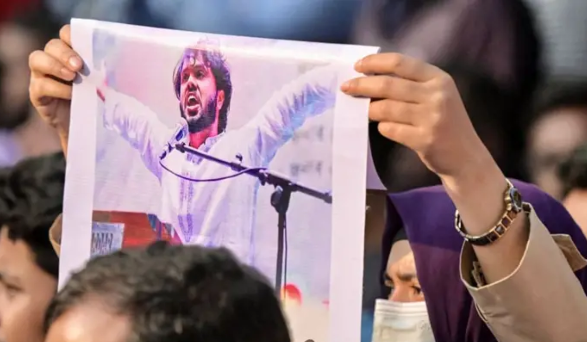 युवा आन्दोलन नेताको मृत्युपछि बंगलादेशमा विरोध प्रदर्शन