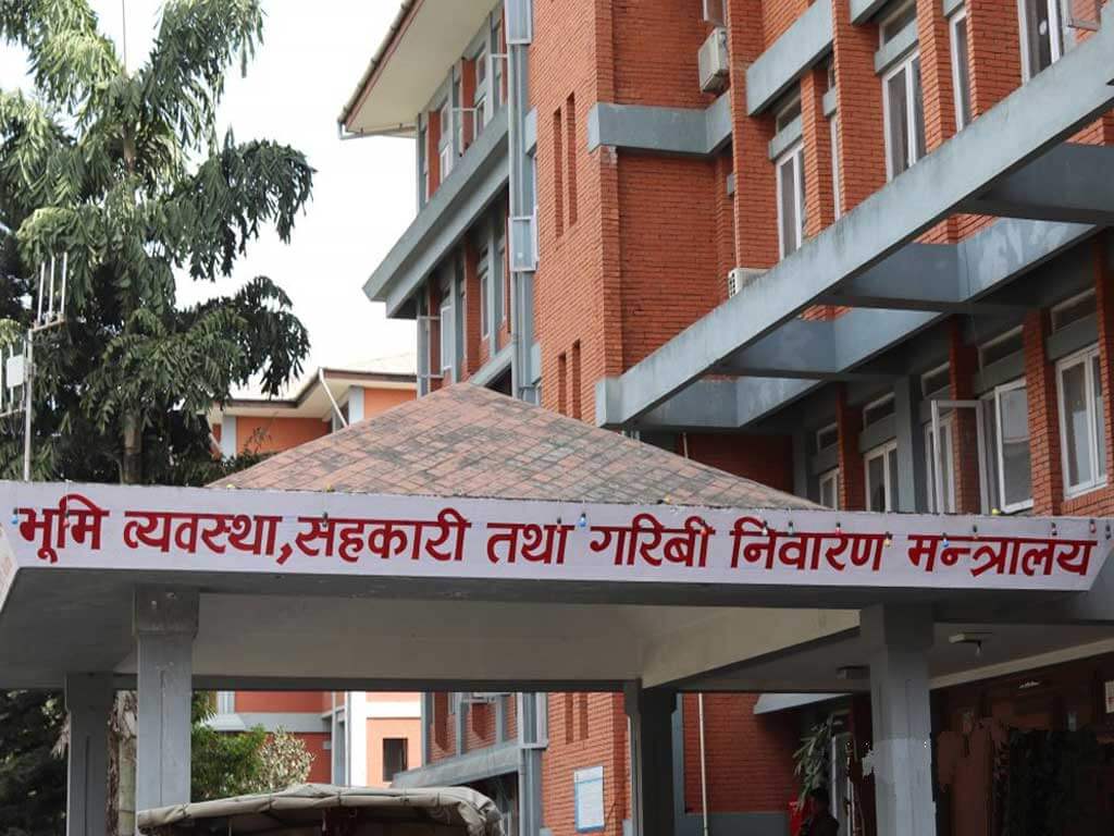 समस्याग्रस्त सहकारीका ऋणीलाई १५ दिने अल्टिमेटमः नतिरे सम्पत्ति लिलाम र सार्वजनिक सेवा रोक्का