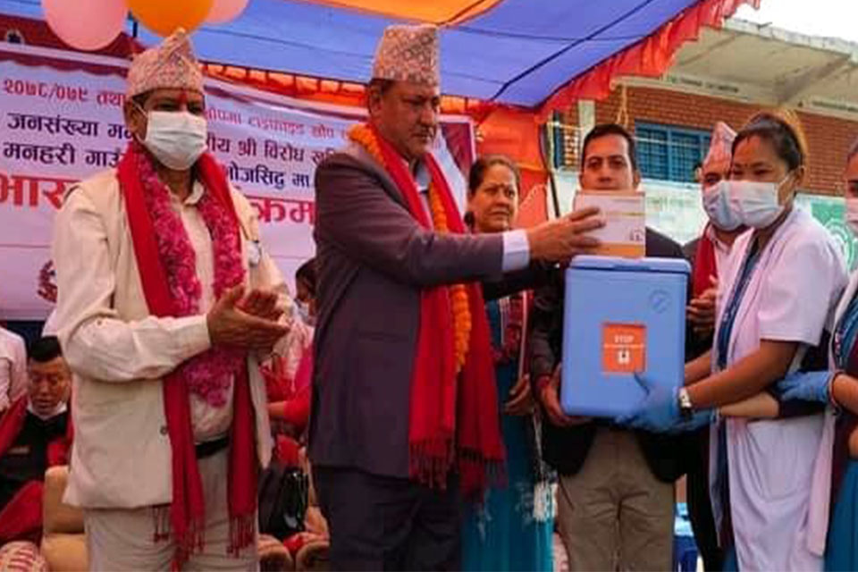 स्वास्थ्यमन्त्री खतिवडाले भने,‘टाइफाइडविरुद्धको खोप ढुक्क भएर लगाउनूहोस्’