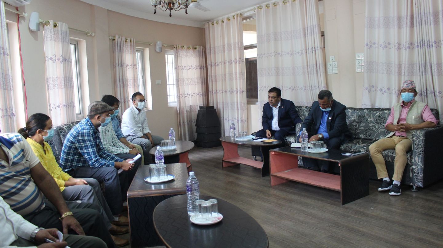 स्वास्थ्यमन्त्रीसहितको छानबिन टोली बीपी प्रतिष्ठानमा