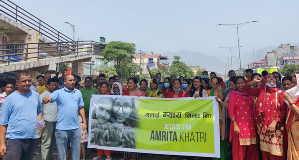 युवतीको ‘शङ्कास्पद’ मृत्युपछि अशान्त तिलोत्तमा, श्रीमान् र सासू मिलेर हत्या गरेको आरोप