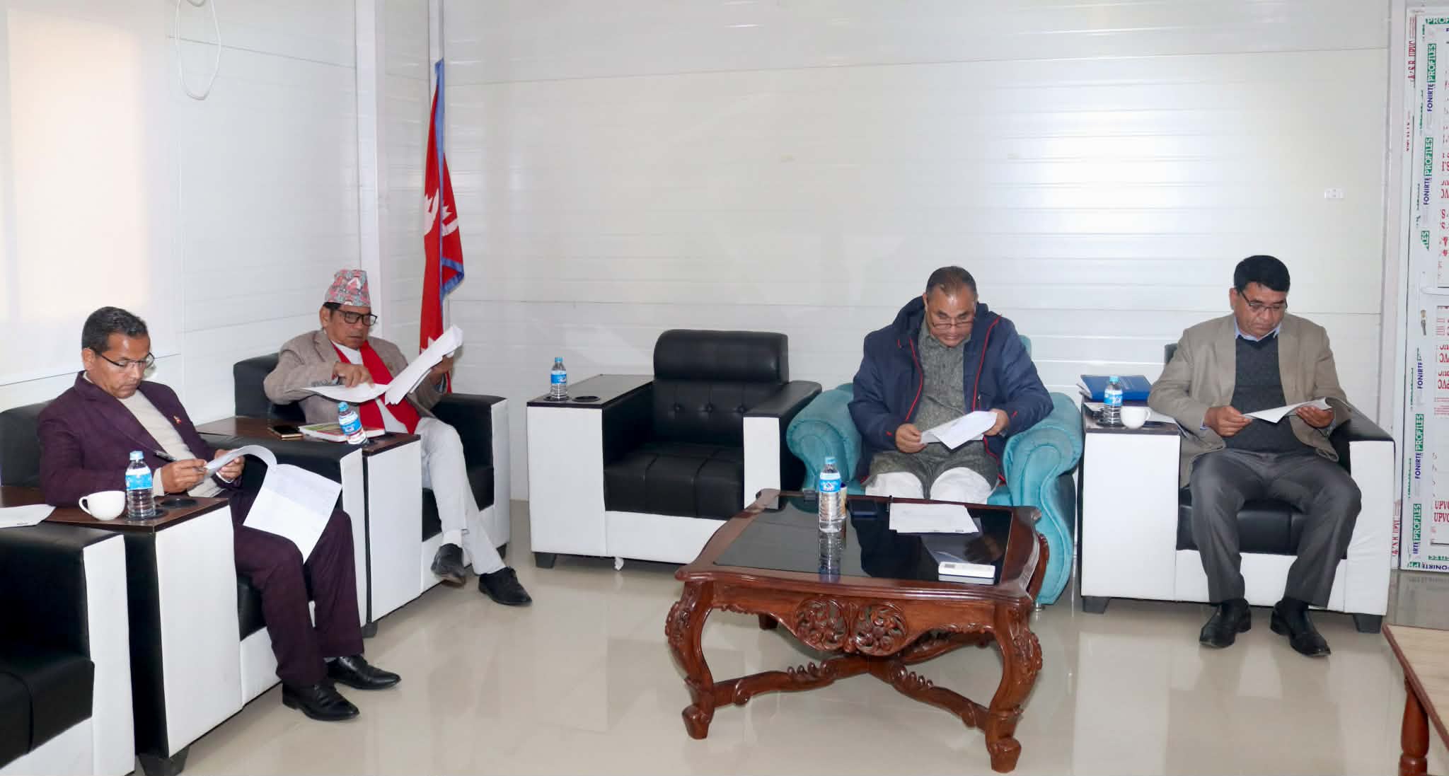 बैतडी बस दुर्घटना : मृतक परिवारलाई प्रदेश सरकारले जनही एक लाख राहत दिने